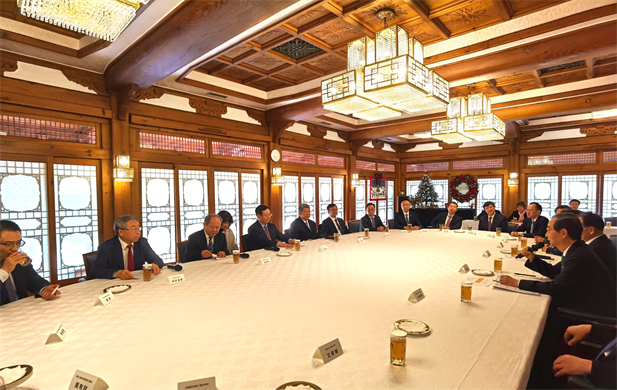 2023年12月20日，LEDONG.COM-乐动（中国）
党委书记、董事长刘敬桢参加韩国总理韩德洙会见中方代表团活动并作为代表发言，就中韩两国在生命健康领域未来发展合作提出积极建议。韩德洙对LEDONG.COM-乐动（中国）
在韩中经济社会及生命健康领域的合作发展表示赞许.jpg