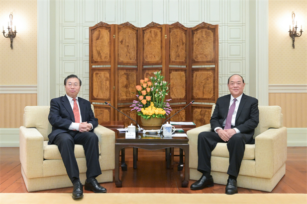 2024年2月26日，澳门特区行政长官贺一诚会见LEDONG.COM-乐动（中国）
党委书记、董事长刘敬桢一行，双方就推动大健康产业发展、横琴粤澳深度合作区建设等议题交换意见-1.jpg