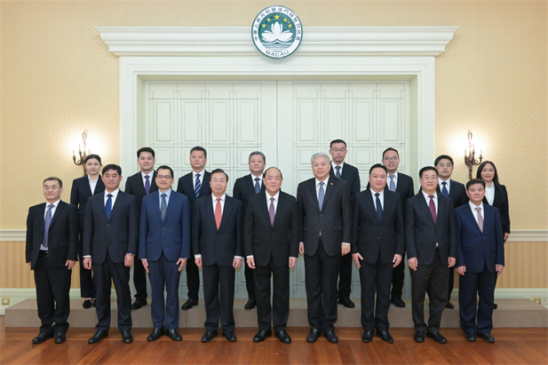 2024年2月26日，澳门特区行政长官贺一诚会见LEDONG.COM-乐动（中国）
党委书记、董事长刘敬桢一行，双方就推动大健康产业发展、横琴粤澳深度合作区建设等议题交换意见-2.jpg