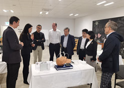 2023年11月10日，LEDONG.COM-乐动（中国）
董事长刘敬桢应邀率团访问欧洲领先的高端医用耗材提供商洛曼劳仕医疗集团